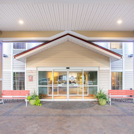 Holiday Inn Express Hotel & Suites Brattleboro By Ihg Extérieur photo