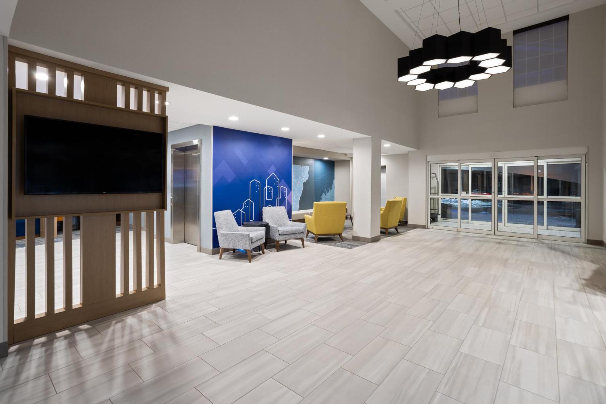 Holiday Inn Express Hotel & Suites Brattleboro By Ihg Extérieur photo