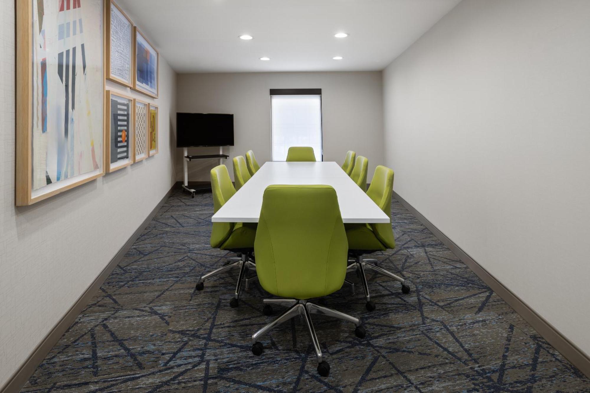 Holiday Inn Express Hotel & Suites Brattleboro By Ihg Extérieur photo