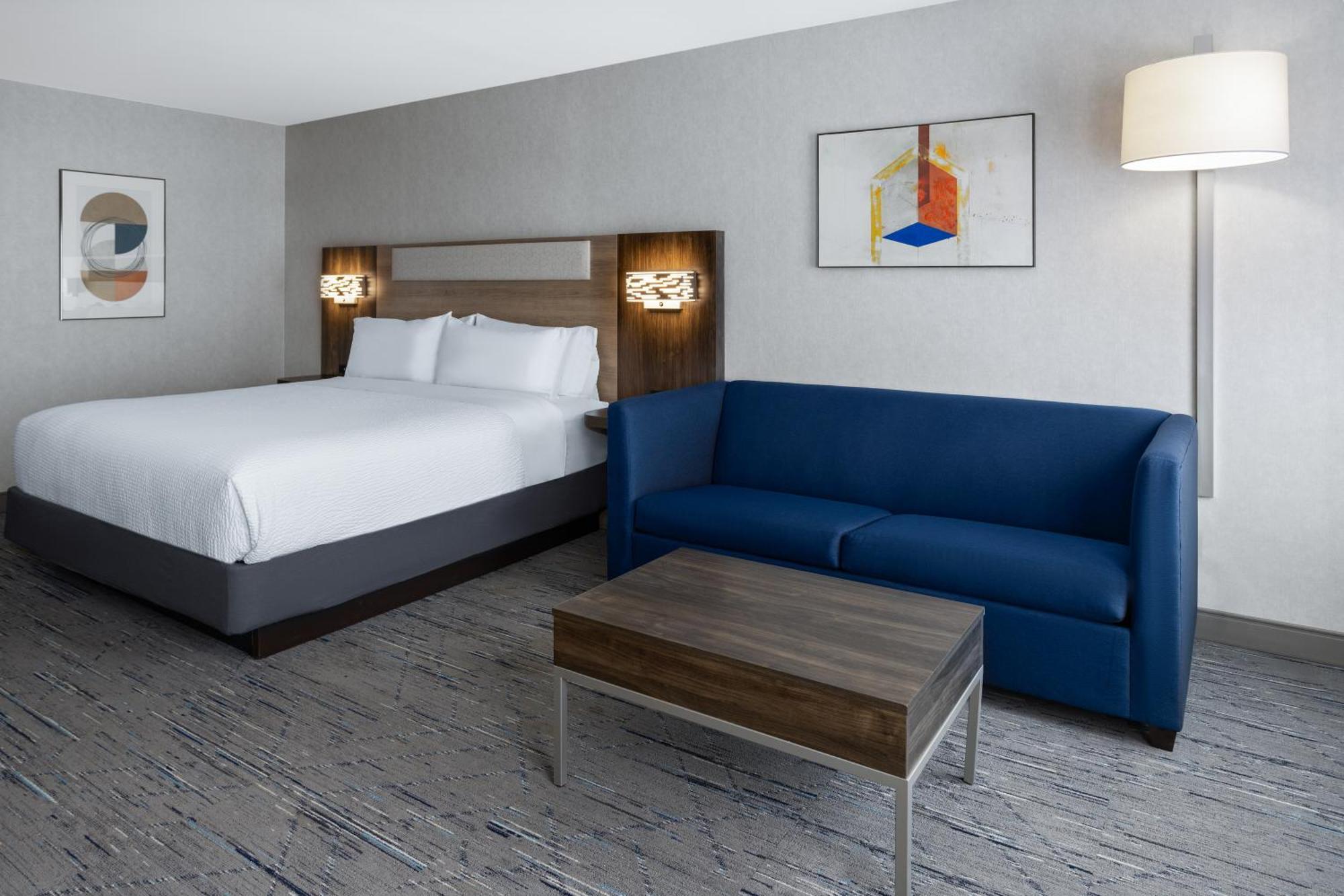 Holiday Inn Express Hotel & Suites Brattleboro By Ihg Extérieur photo