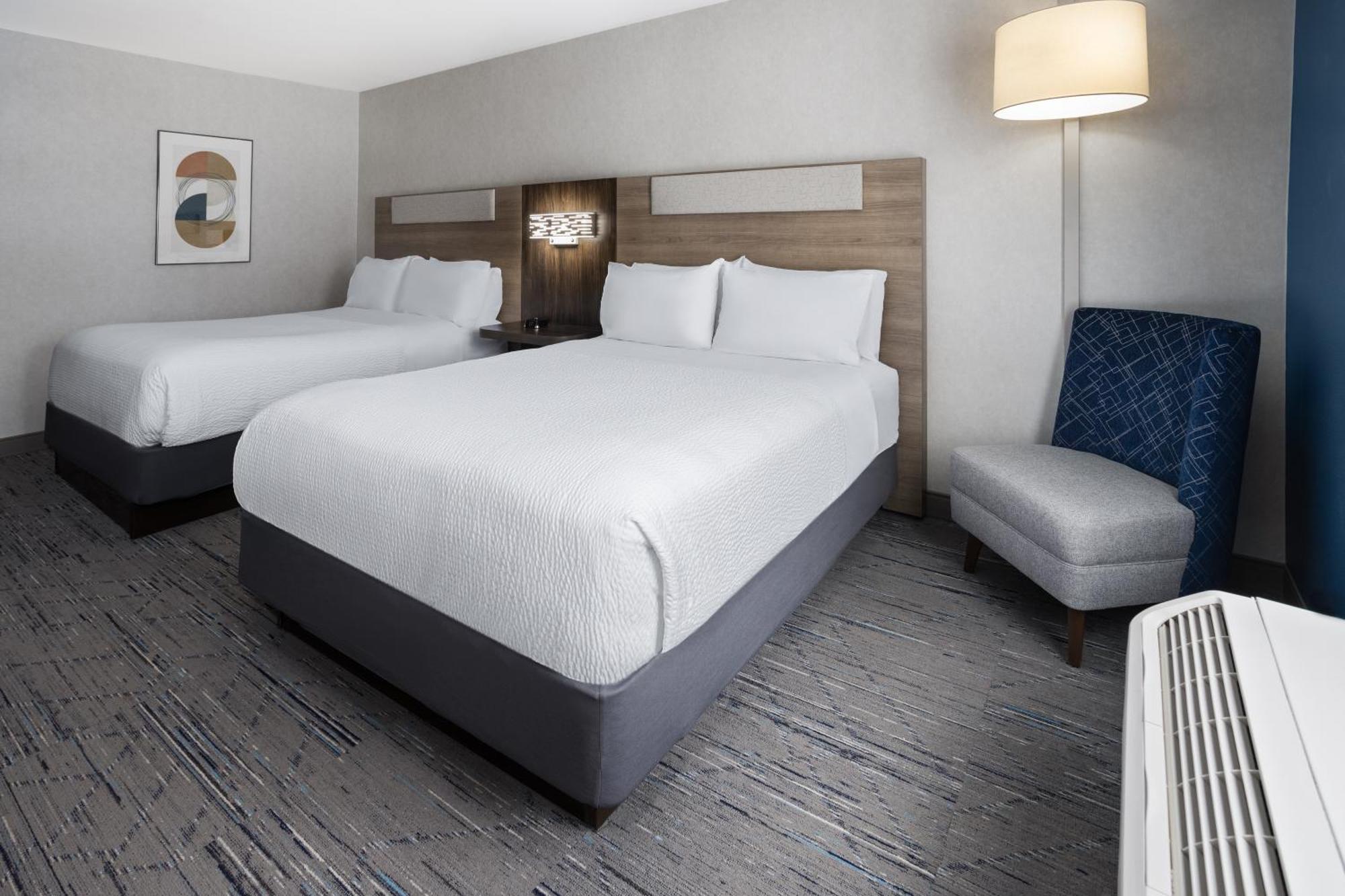 Holiday Inn Express Hotel & Suites Brattleboro By Ihg Extérieur photo