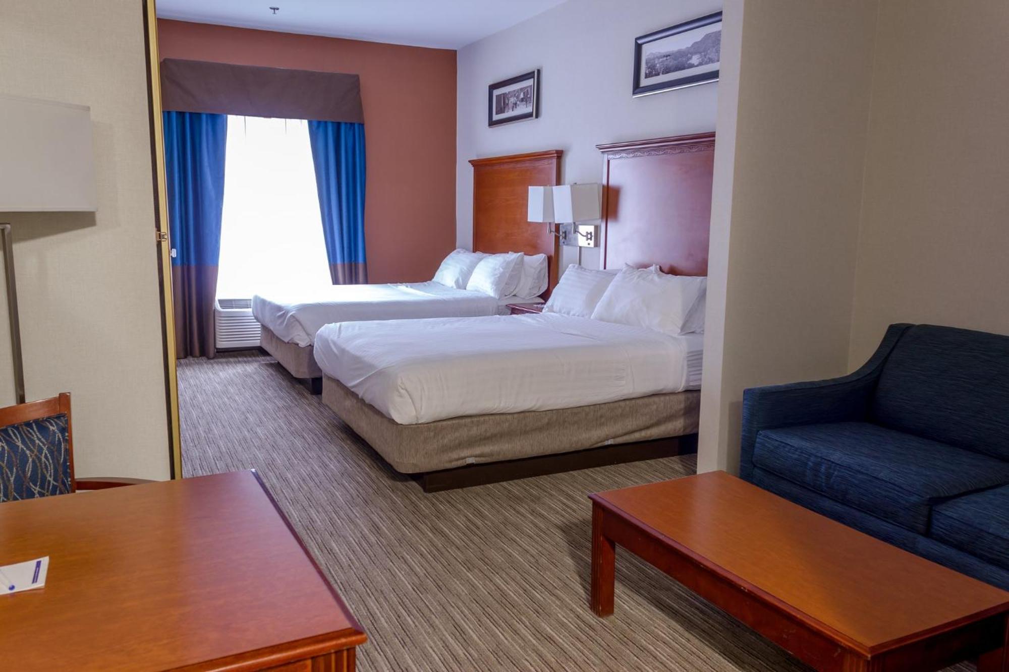 Holiday Inn Express Hotel & Suites Brattleboro By Ihg Extérieur photo